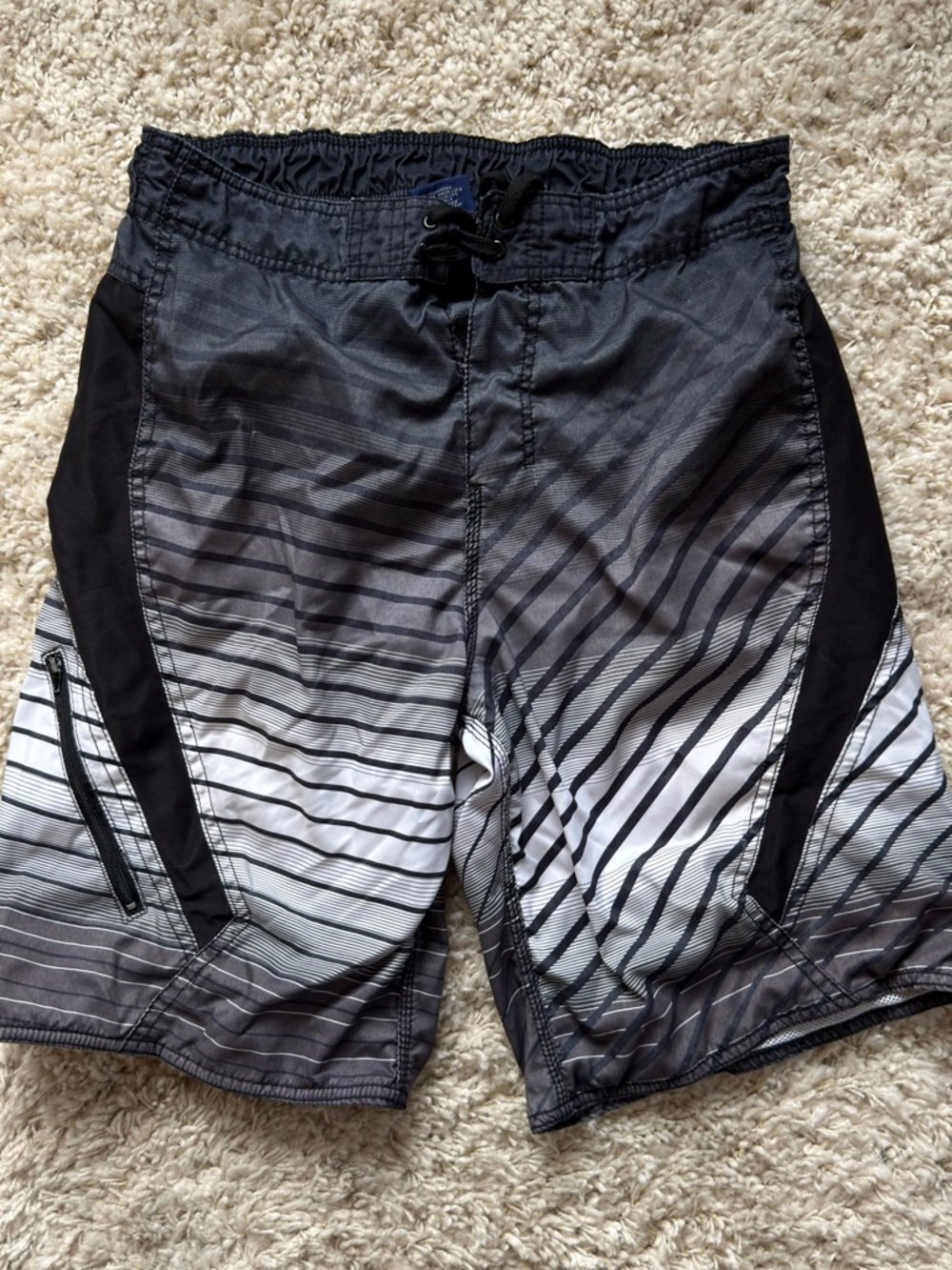 U.S. APPAREL Men's Black & Gray Board Shorts